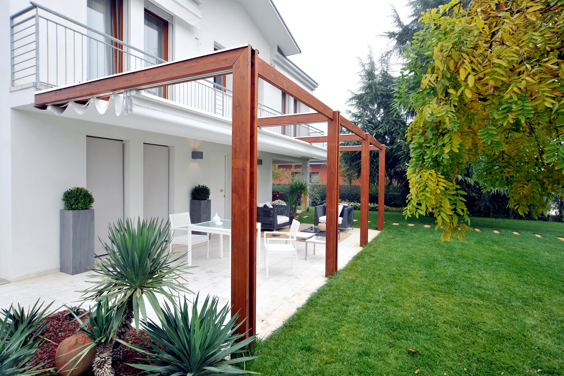Exterior Pergola System