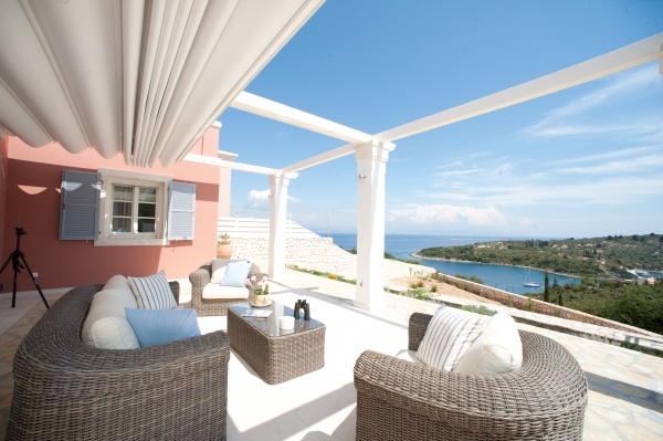 Exterior Pergola System